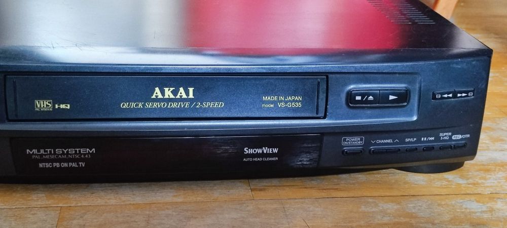 Magnetowid Akai VS-G535 na części