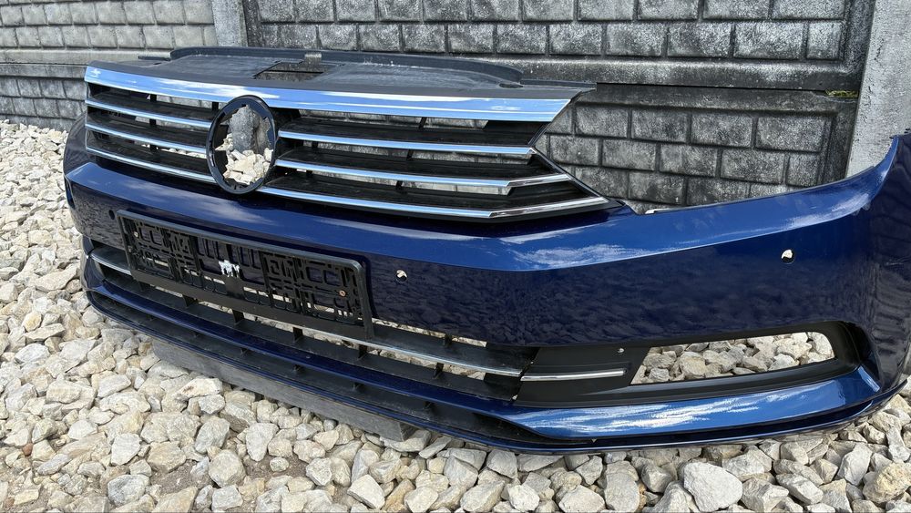 Zderzak przedni 4xPDC niebieski LH5X VW Passat B8 3G 14- oryginalny