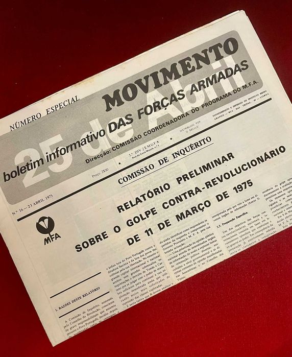 25 de Abril, artigos, curiosidades e peças históricas