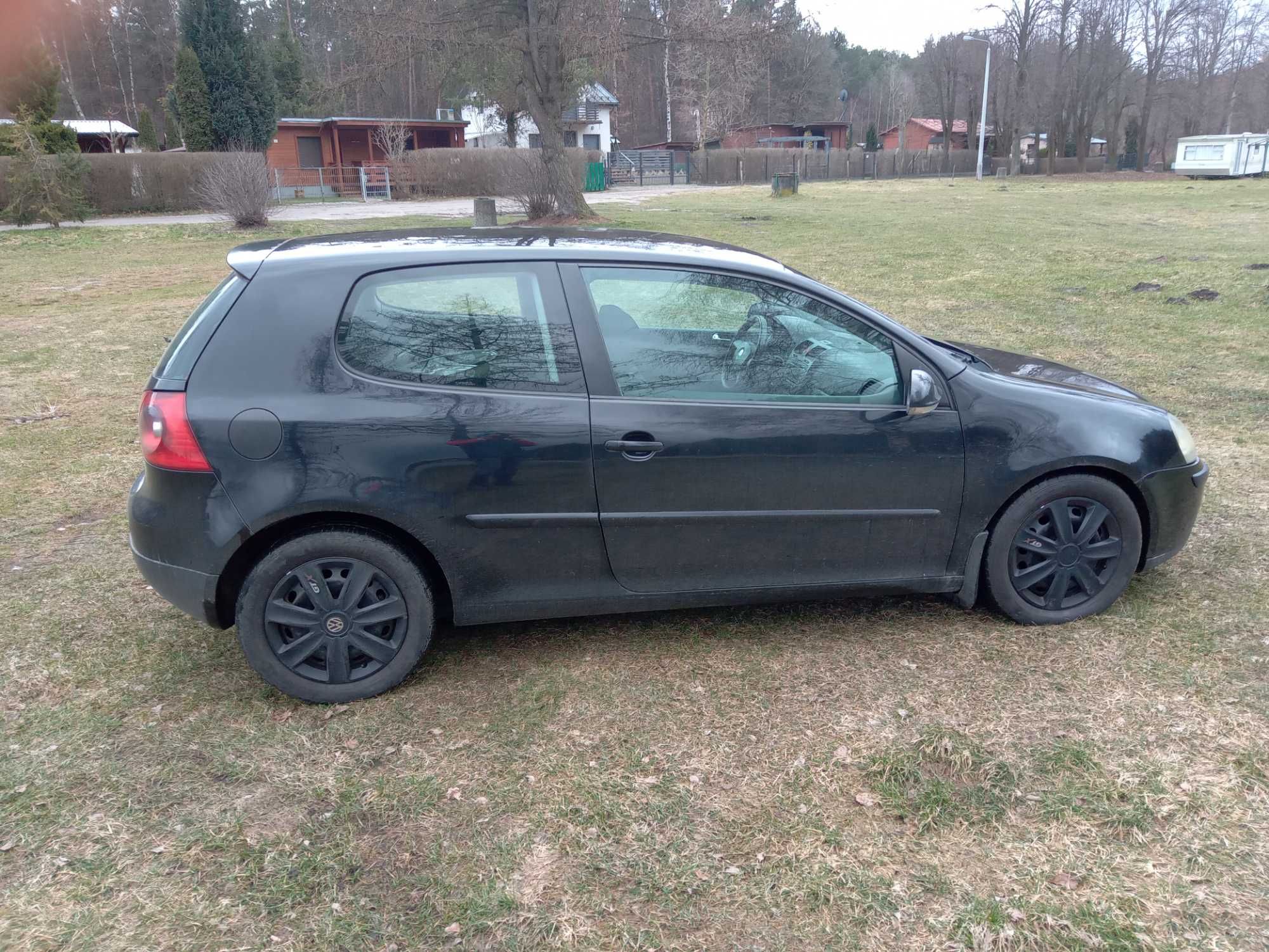 Golf 5 1.9 tdi jeździ hamuje