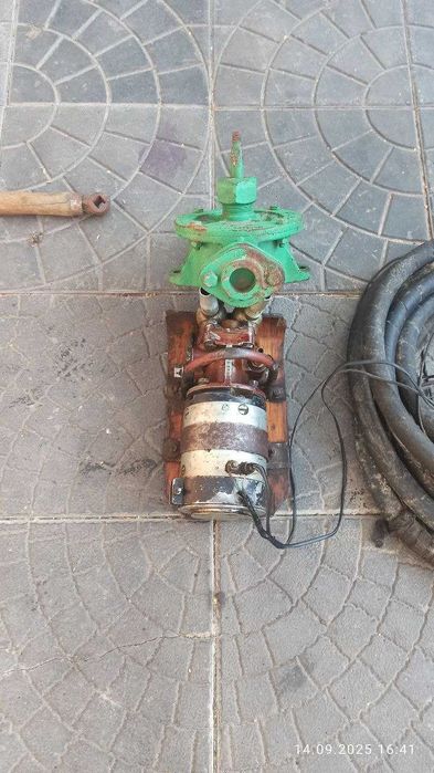 Ручной насос для соляры тепловоз К2