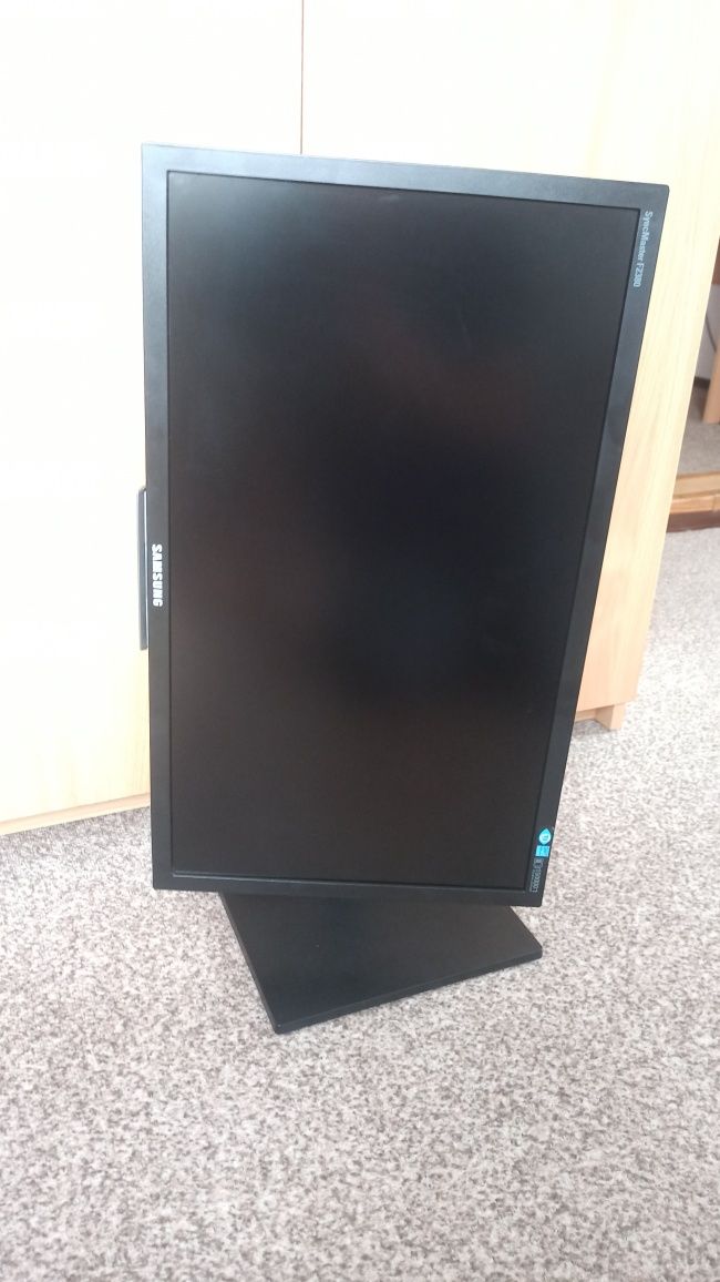 Monitor Samsung SyncMaster F2380