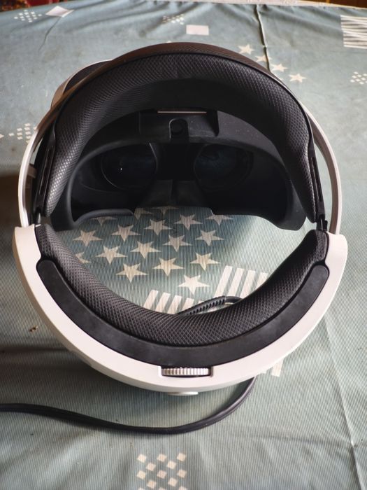 Шлем виртуальной реальности