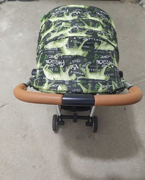 Ultralekki i ergonomiczny wózek spacerowy Cybex Eezy S Twist.