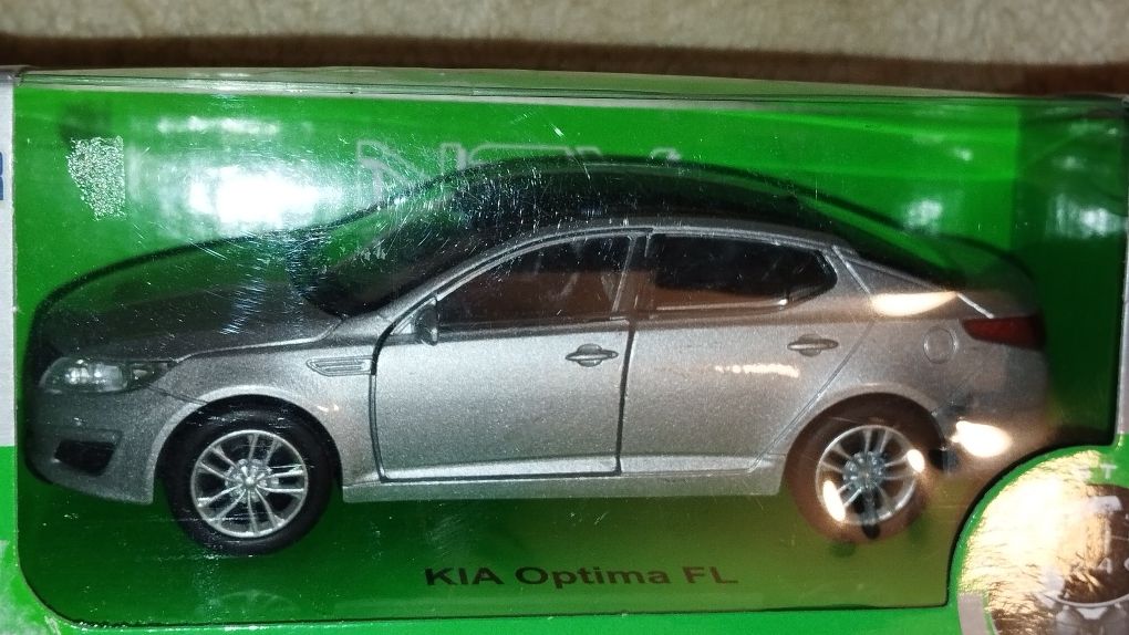 Model Kia Optima FL długość 11 cm