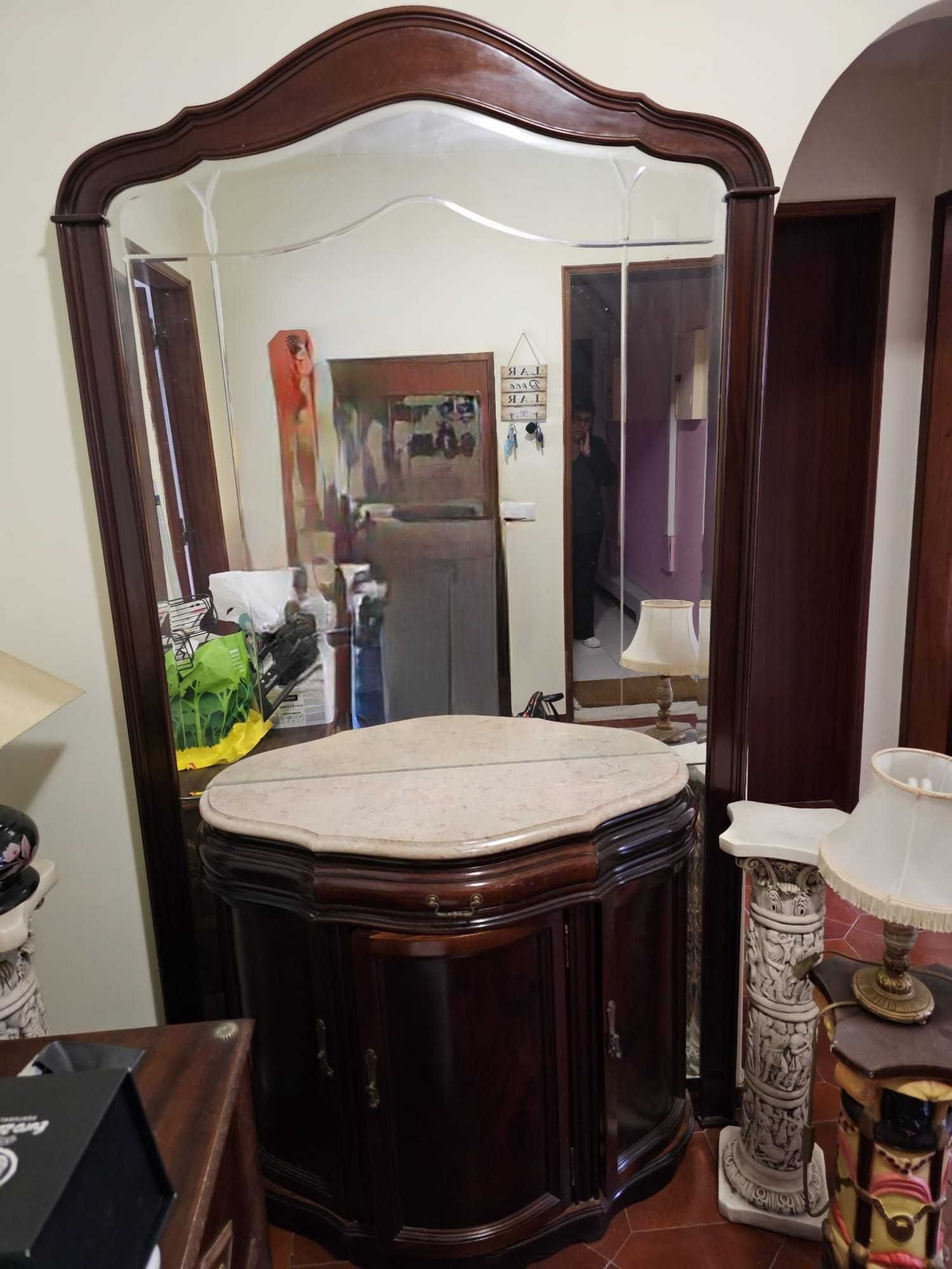 Conjunto de Mobiliário por Apenas 450€