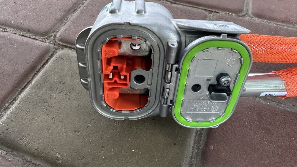 Порт зарядки Tesla model s,x, plaid 2022+