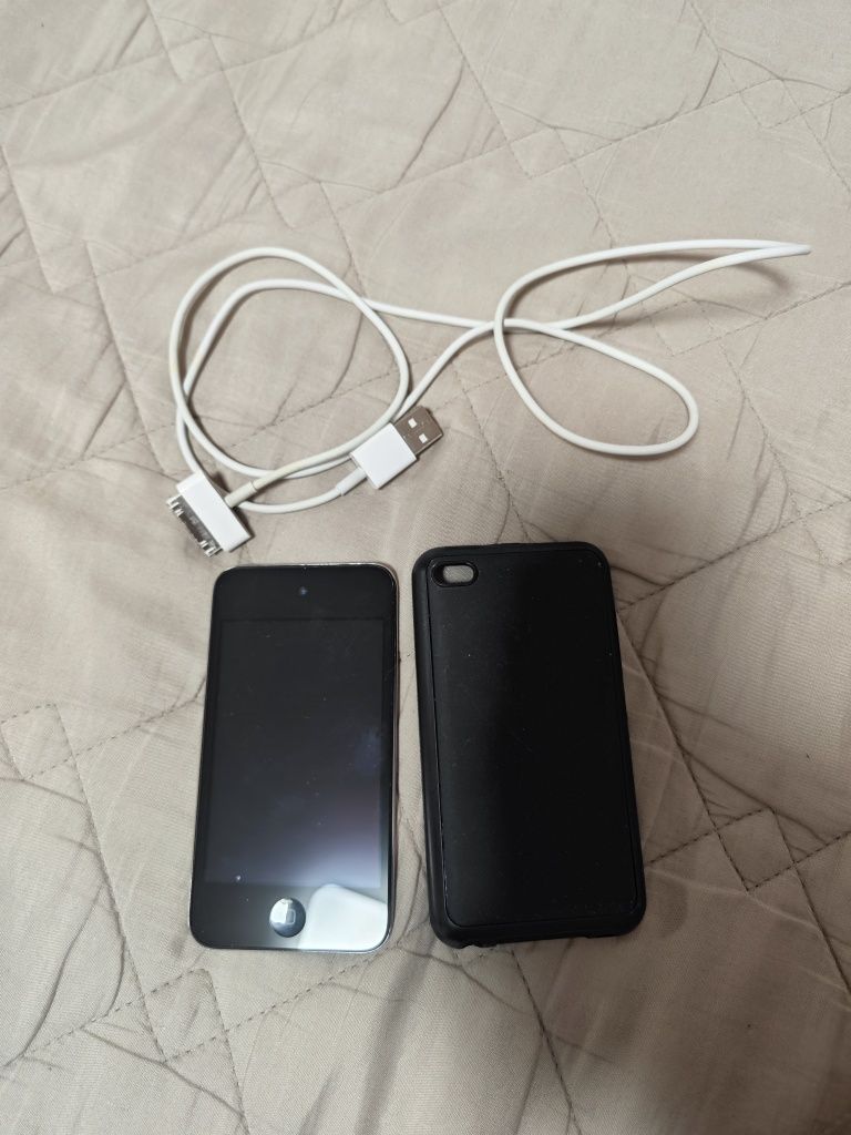 Apple A1367 iPod Touch 4Gen 16Gb black
