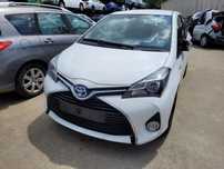 Toyota Yaris Hybrid 2017 para peças