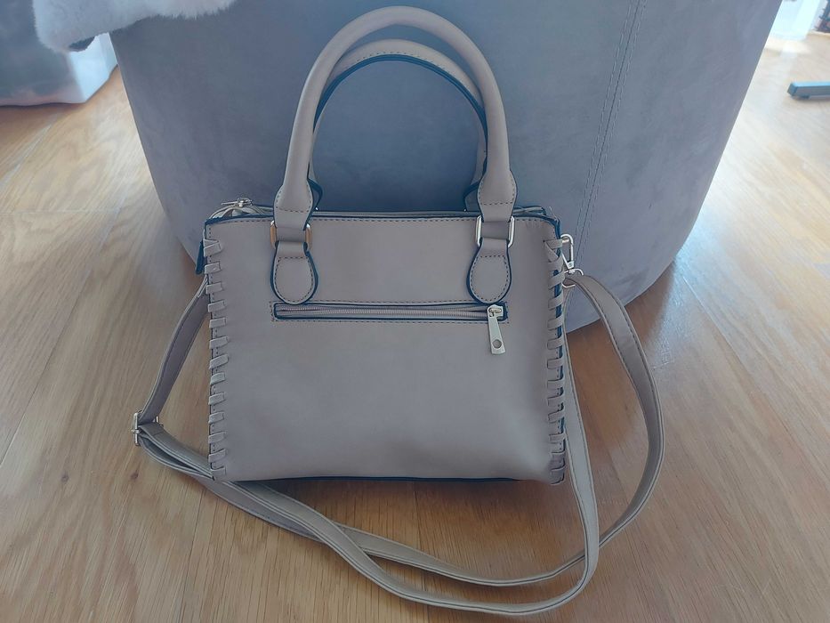 Malote beje- 13 euros