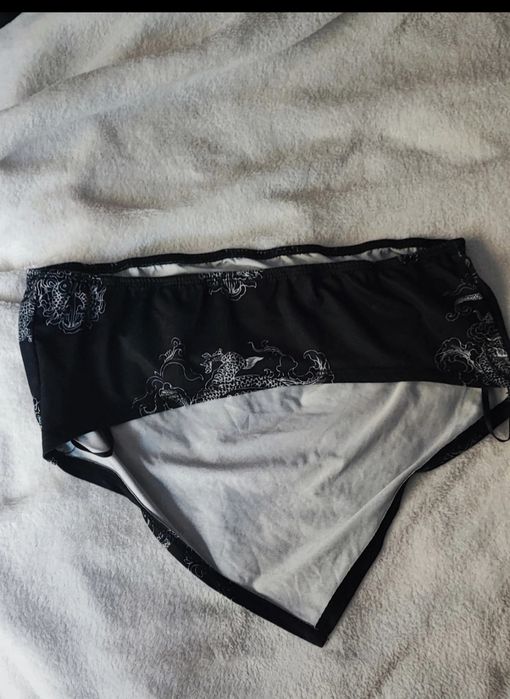 Top bez ramiączek ze wzorem Shein rozmiar S