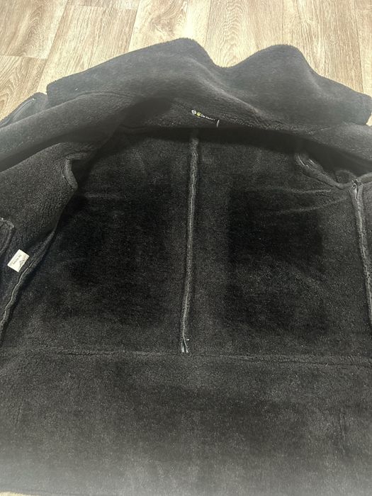 Дублянка чорна, жіноча