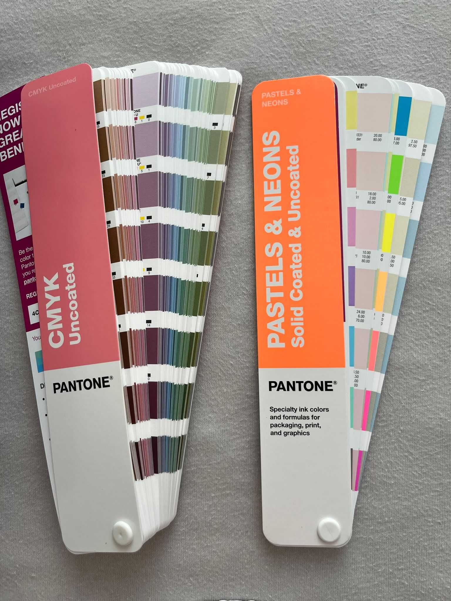 Wzorniki Pantone Portable Guide Studio