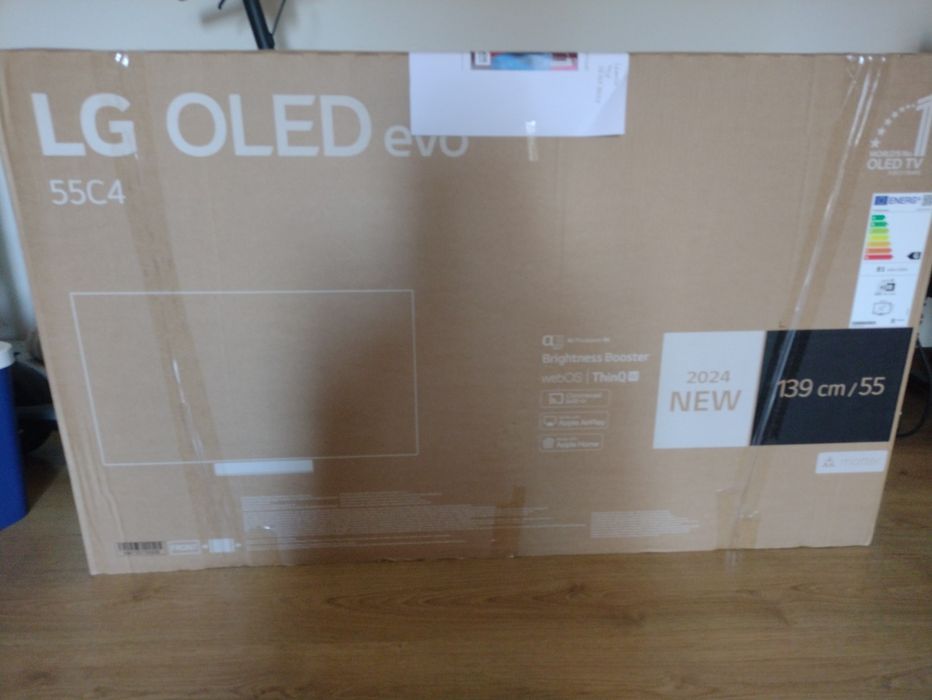 Vendo TV LG OLED evo C4 de 55″ (modelo 2024) — nova, selada de fábrica
