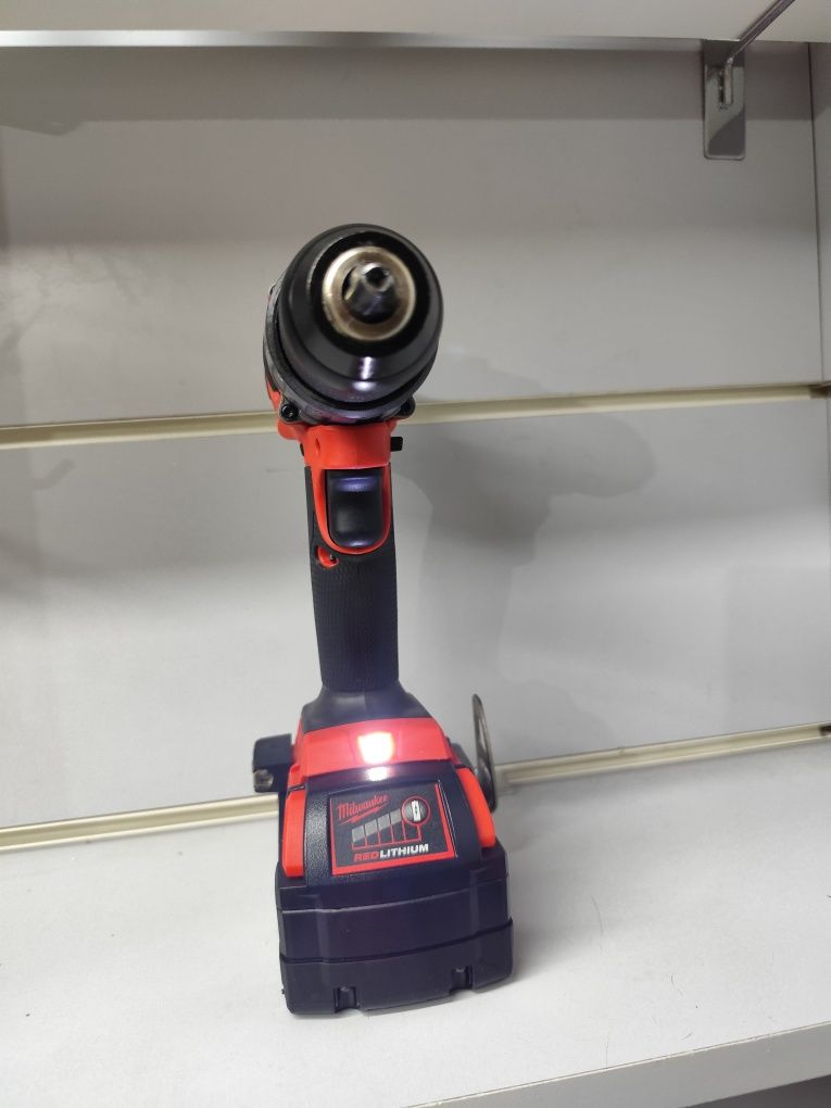 Milwaukee M18 ONEDD2 шуруповерт з ударом безщітковий акумуляторний Міл