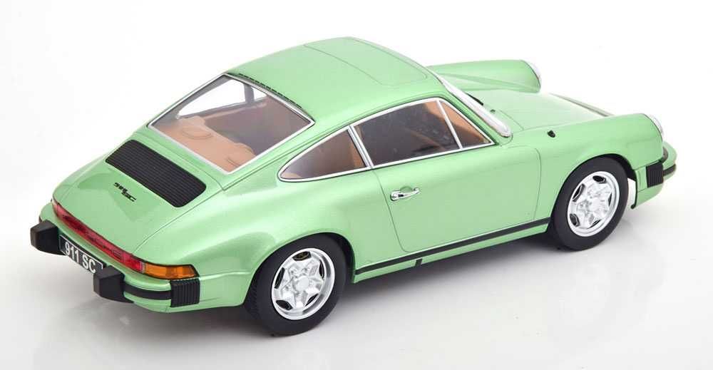 Model 1:18 KK-Scale Porsche 911 SC Coupe 1978 light green metallic