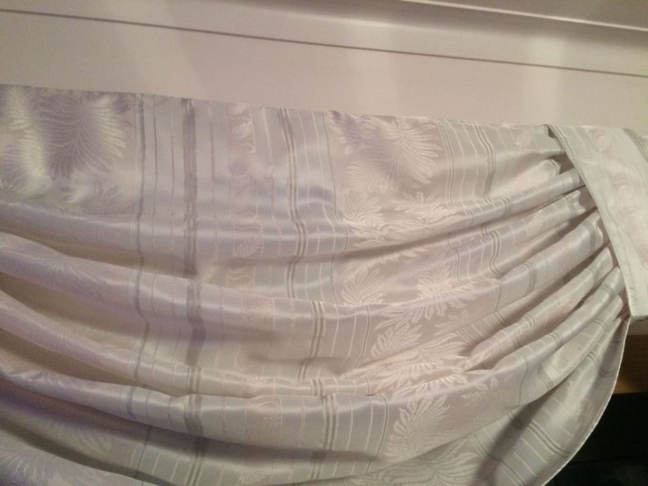 Cortinados com sanefa