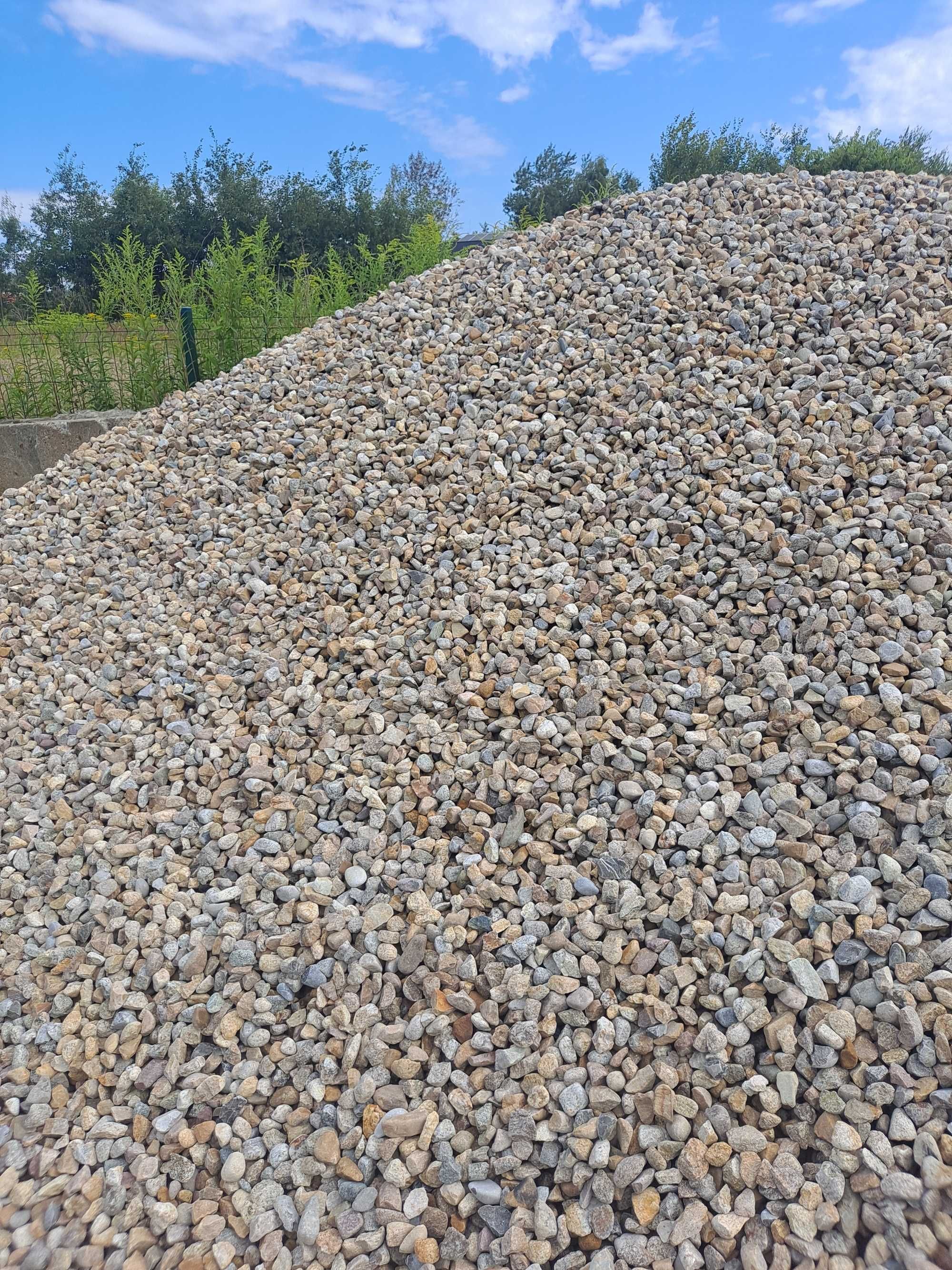 Kamień ozdobny ogrodowy, żwir otoczak miodowy 16-32 mm, wywrotka 3,5 t