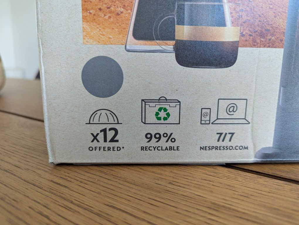 Máquina de café Nespresso Vertuo Next (NOVA) +12 capsulas