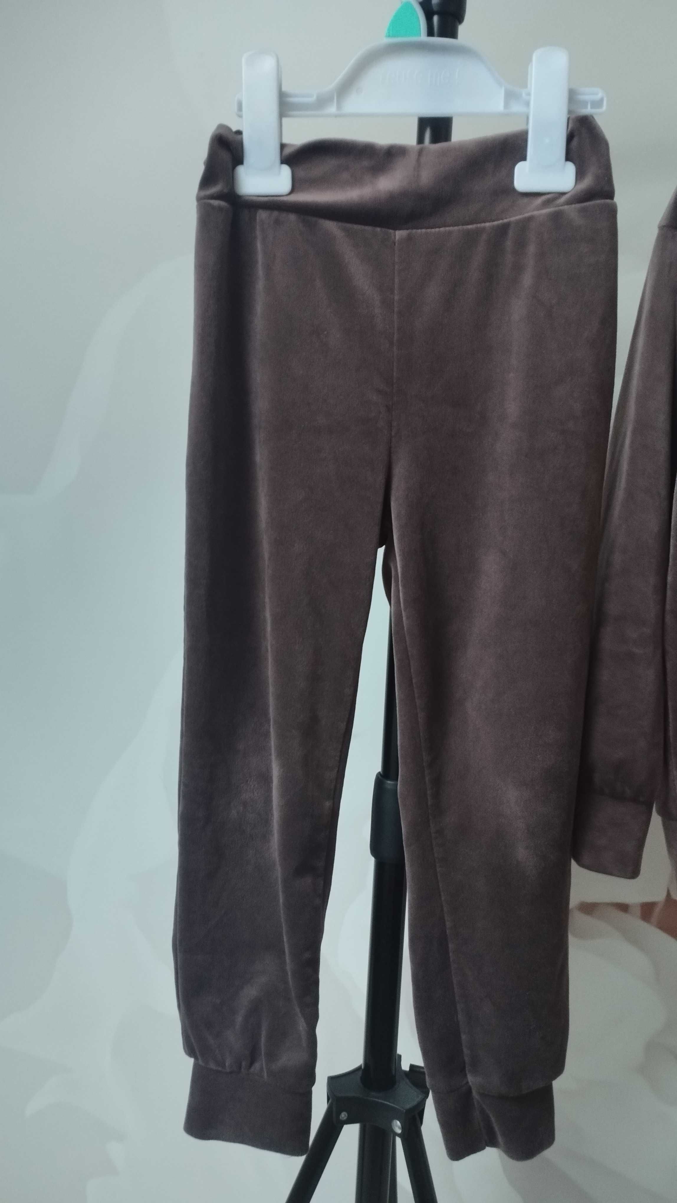 Dres welurowy 116