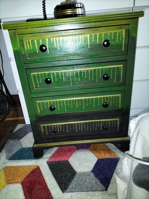 Mesa de cabeceira ou de telefone