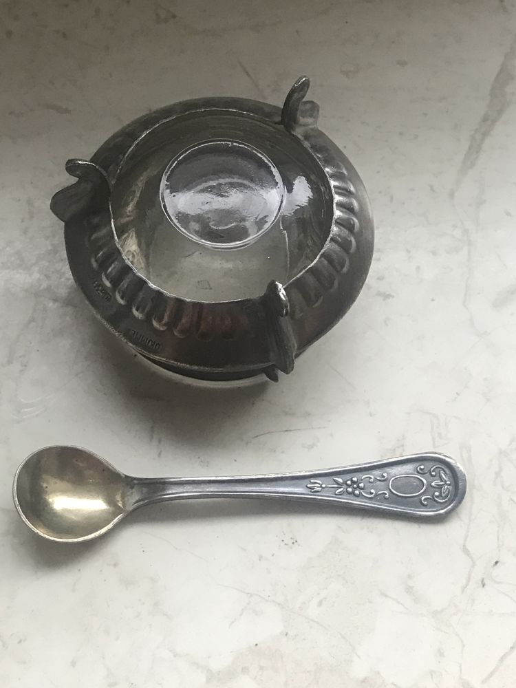 Солонка .икорница’,мельхиор из Ссср.