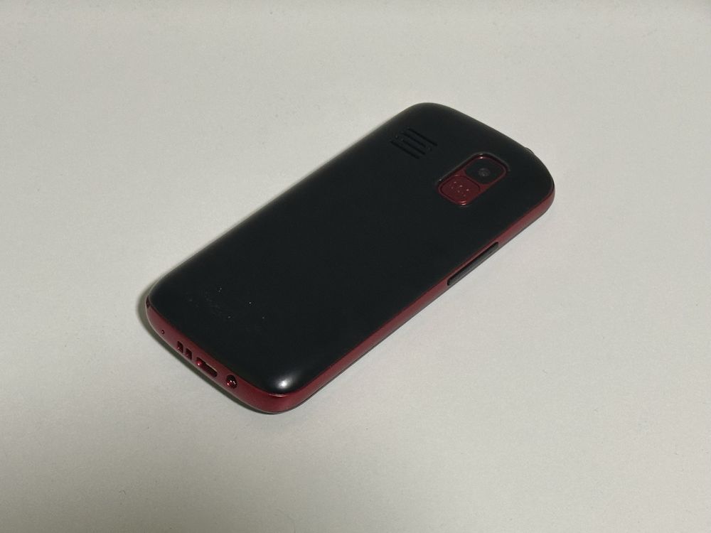 Telefon dla seniorów Ushining M2302 Dual SIM czarny