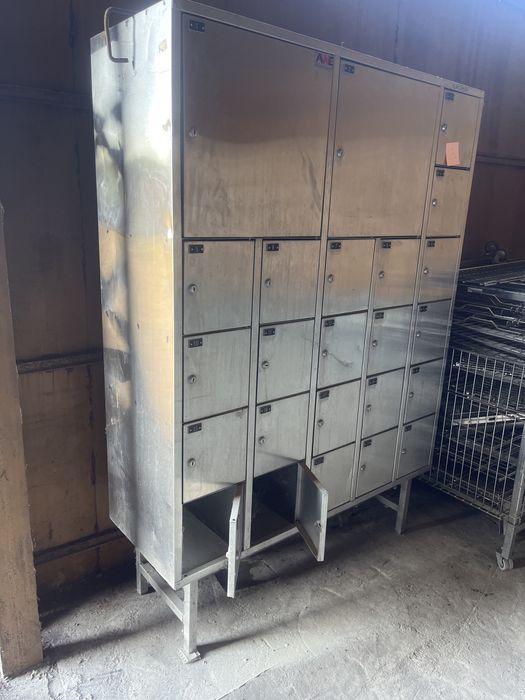 Szafki z stali nierdzewnej