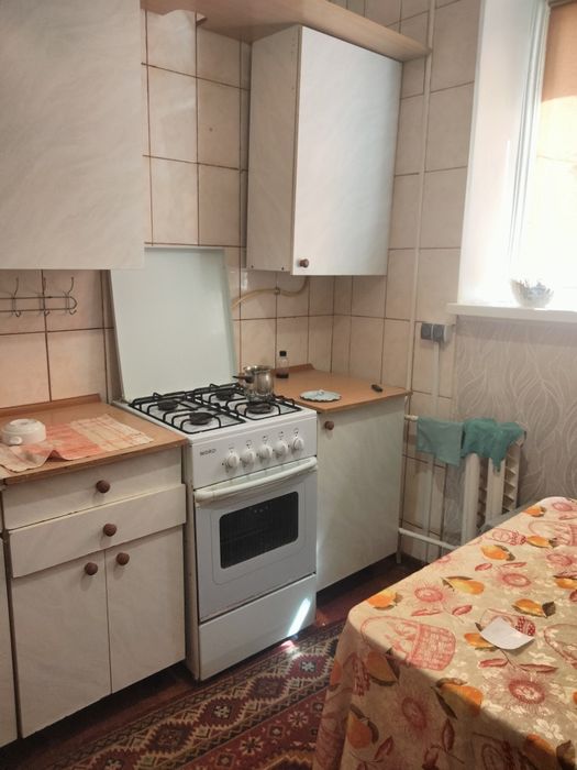 Здам 1 кім.кв.1пов 5 пов.3500 гр