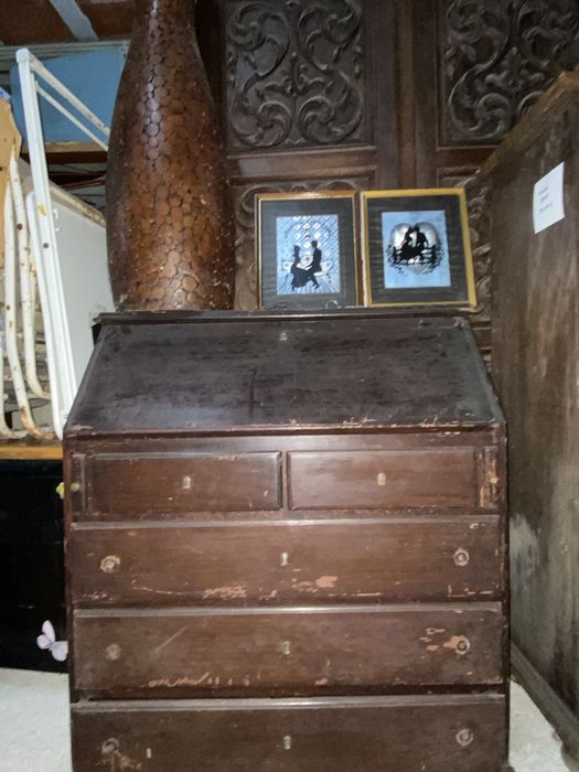 Móvel Bar e Secretária Antiga – Peças Únicas