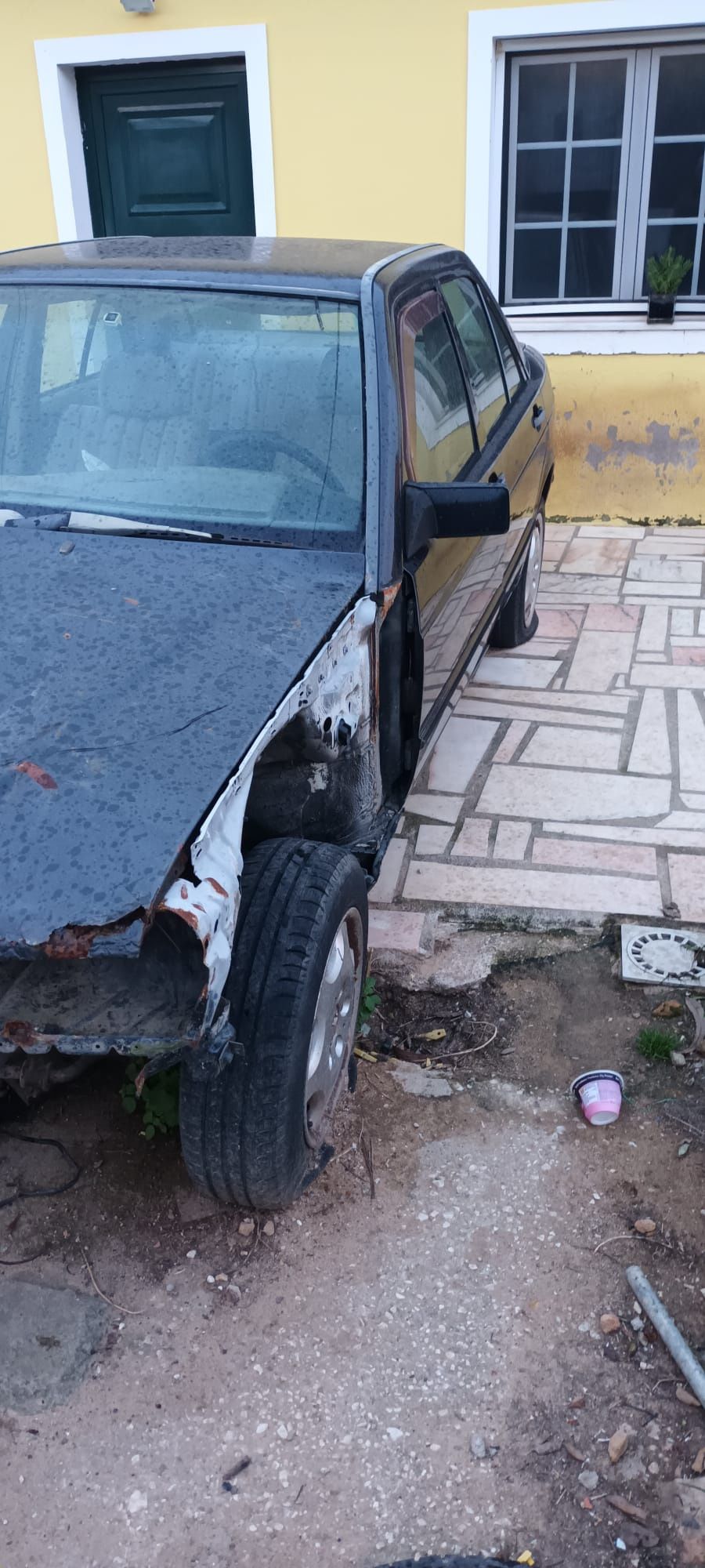 Vendo Mercedes-benz 190  D
