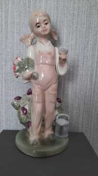 Porcelanowa figurka Ogrodniczka