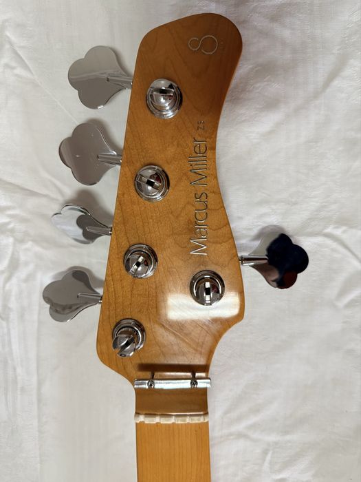 Baixo Sire Z3-5 praticamente novo