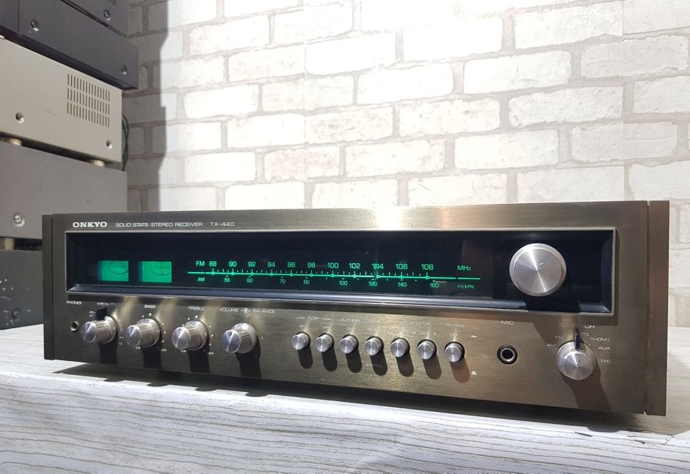 FM/AM Стерео ресивер/підсилювач Onkyo TX-440 2x100Вт б/у з  Німеччини