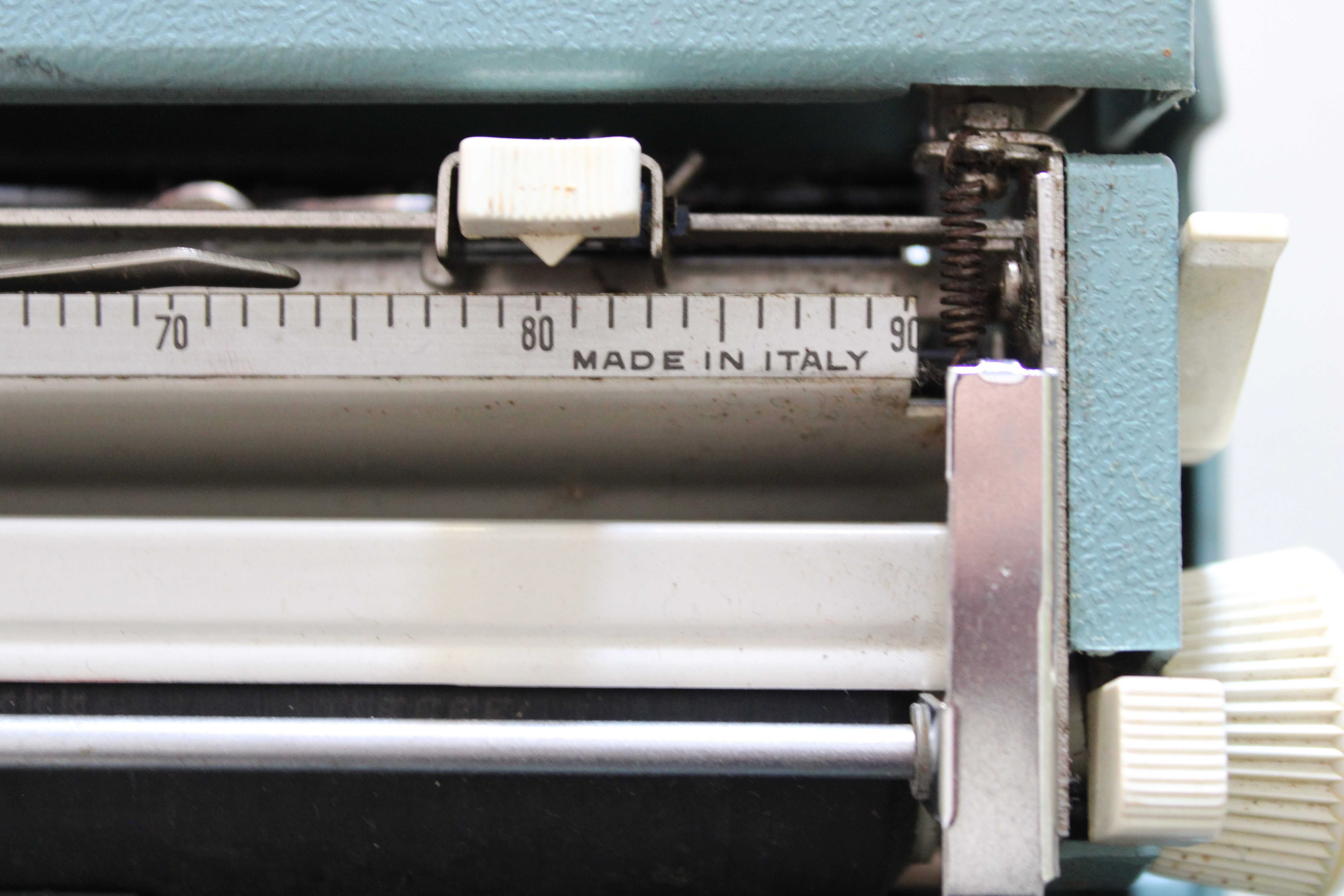 Máquina Escrever Engadine 44T