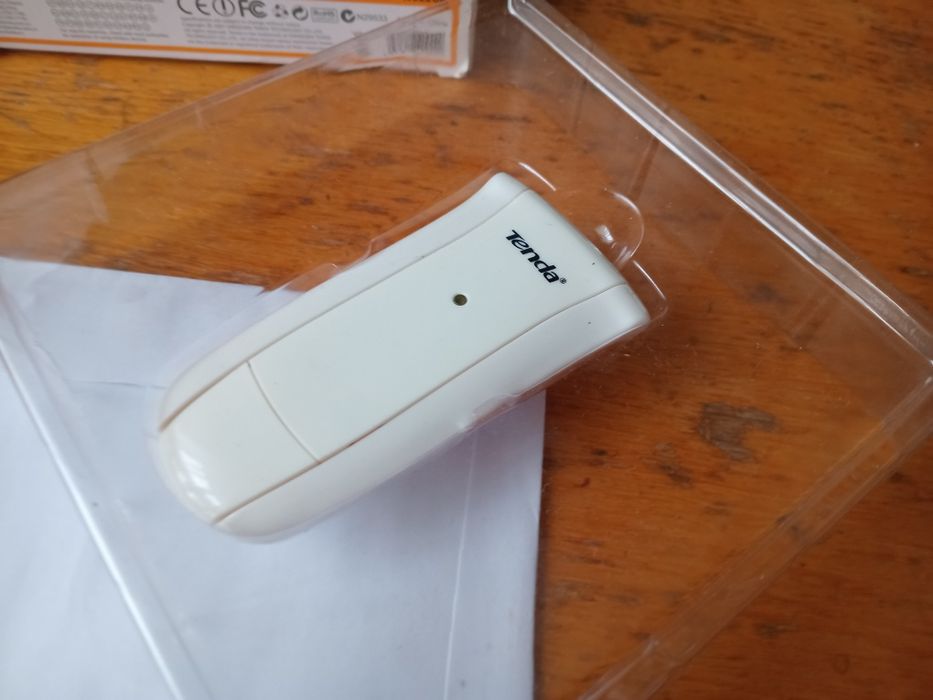 Адаптер Tenda W322UA