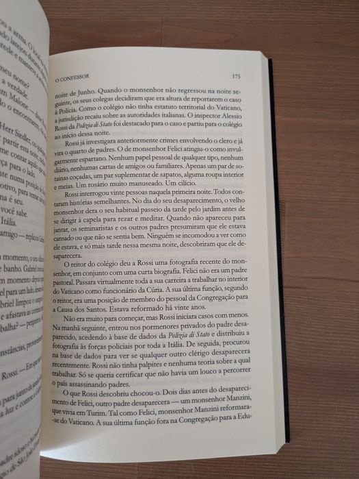 L " O Confessor " 1ª Edição - Daniel Silva (Ed. Regular/ Opt. Estado)