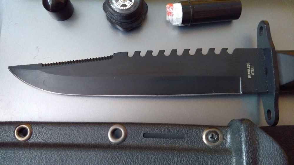 Nowy nóż typu Rambo, stal nierdzewna 440 C
