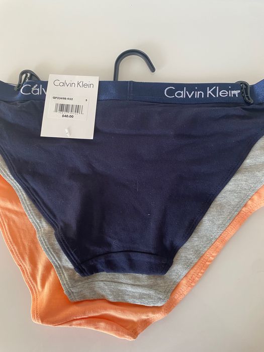 Majtki bikini S Calvin Klein 3 pak