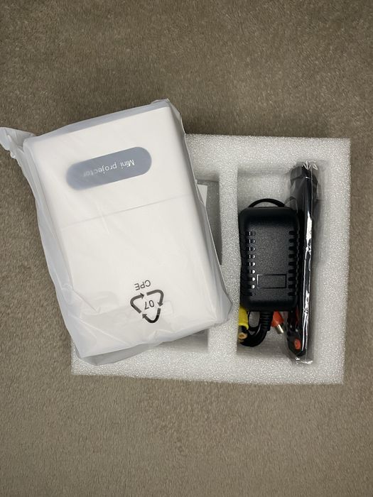 Проектор-міні Full HD, проектор