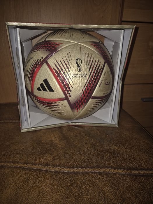 Piłka Adidas, piłka omb.