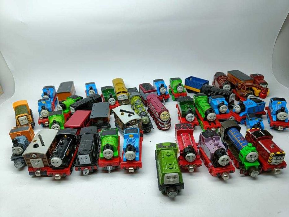 Pociągi metal wagony parowozy Tomek i Przyjaciele Take-n-Play na mages