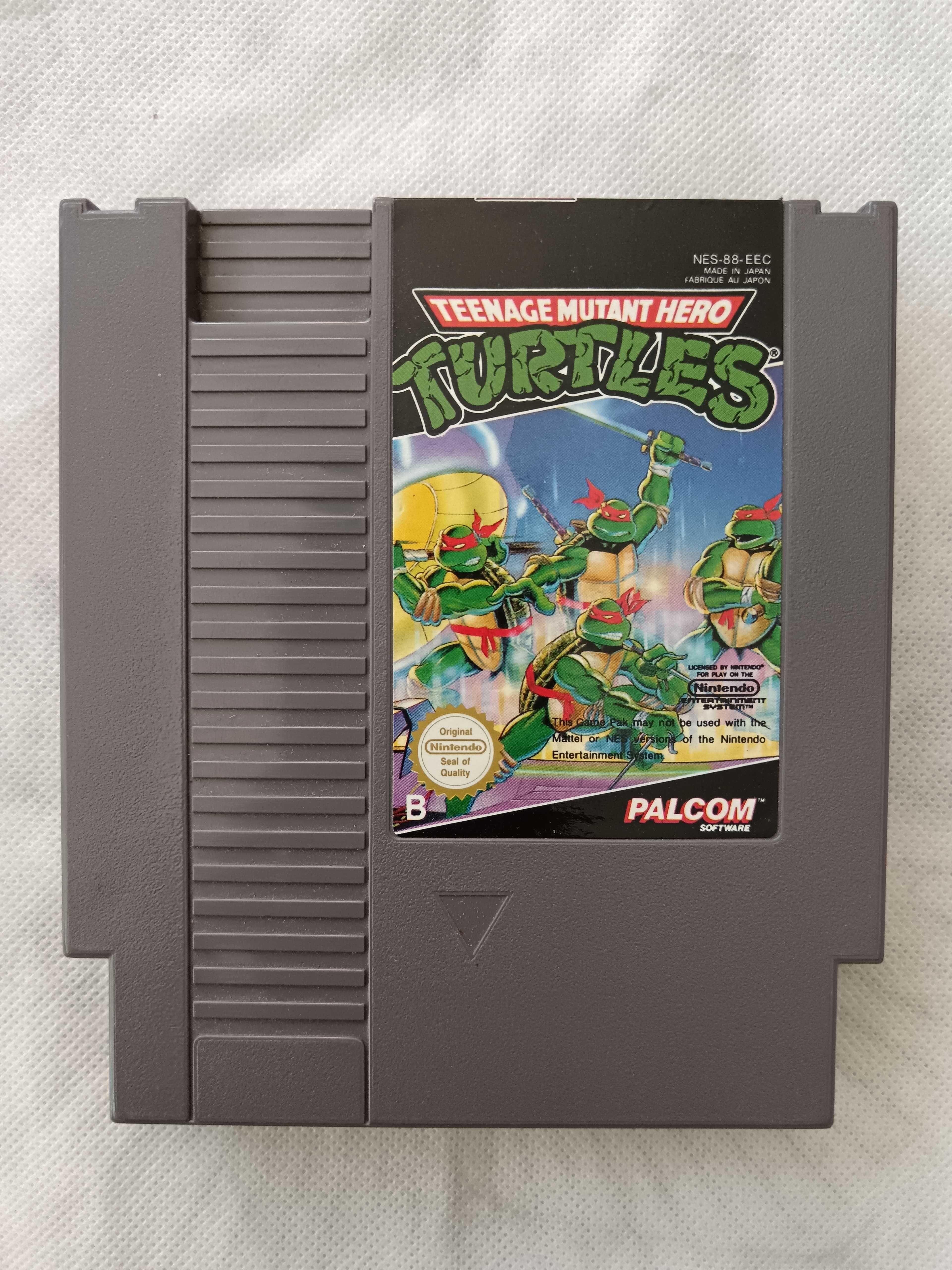 Teenage Mutant Hero Turtles [NES, 1990] Loose With Nintendo Cover
