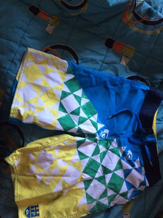 Calções de praia e de desporto