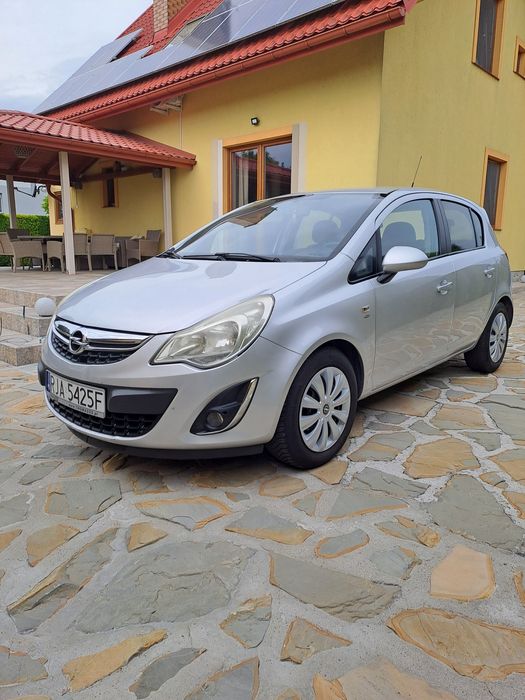 Opel corsa D 1,2 przebieg 121000 km