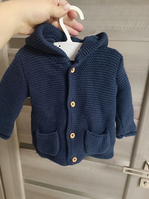 В'язана кофтинка George