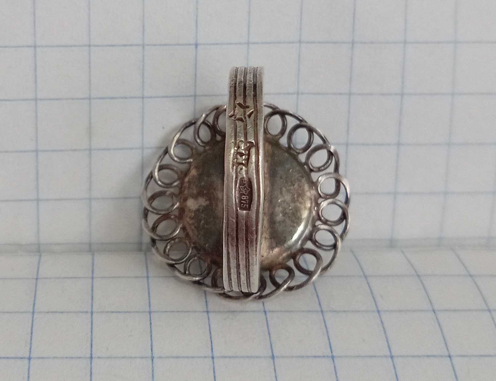 Кольцо с камнем Нефрит. Серебро звезда 875  СССР
