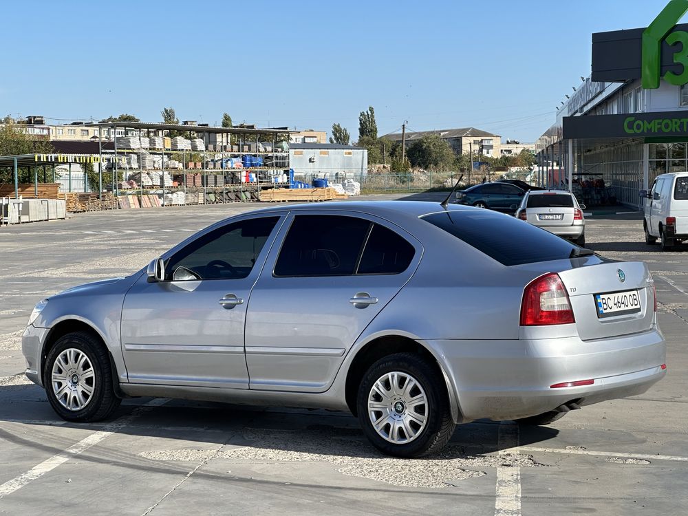 Skoda Octavia A5 2013 год 1.9 дизель