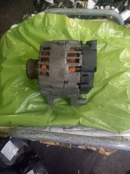 Alternator citroen c4 II 1.6 E-hdi cl15
