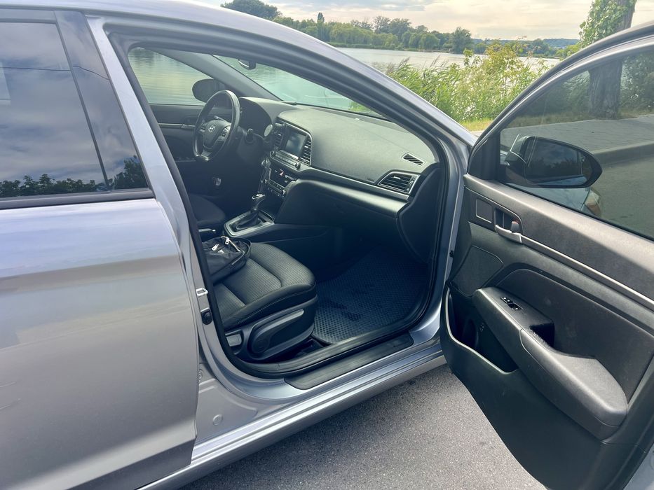 Продам Hyundai Elantra AD 2017